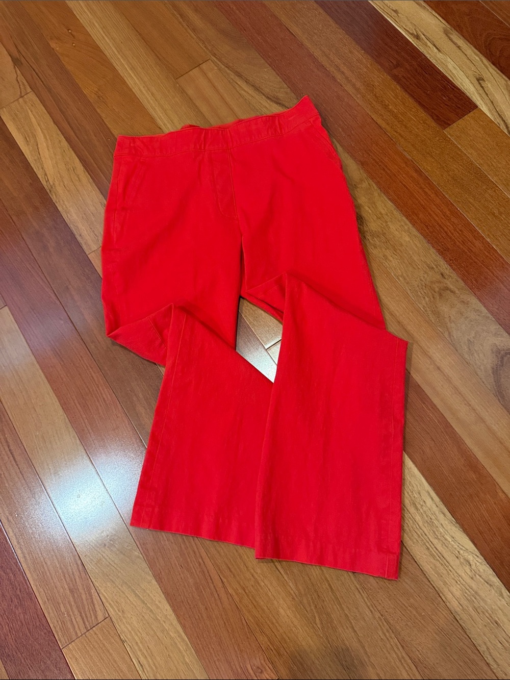 SPANX Bright Red Women's Capris